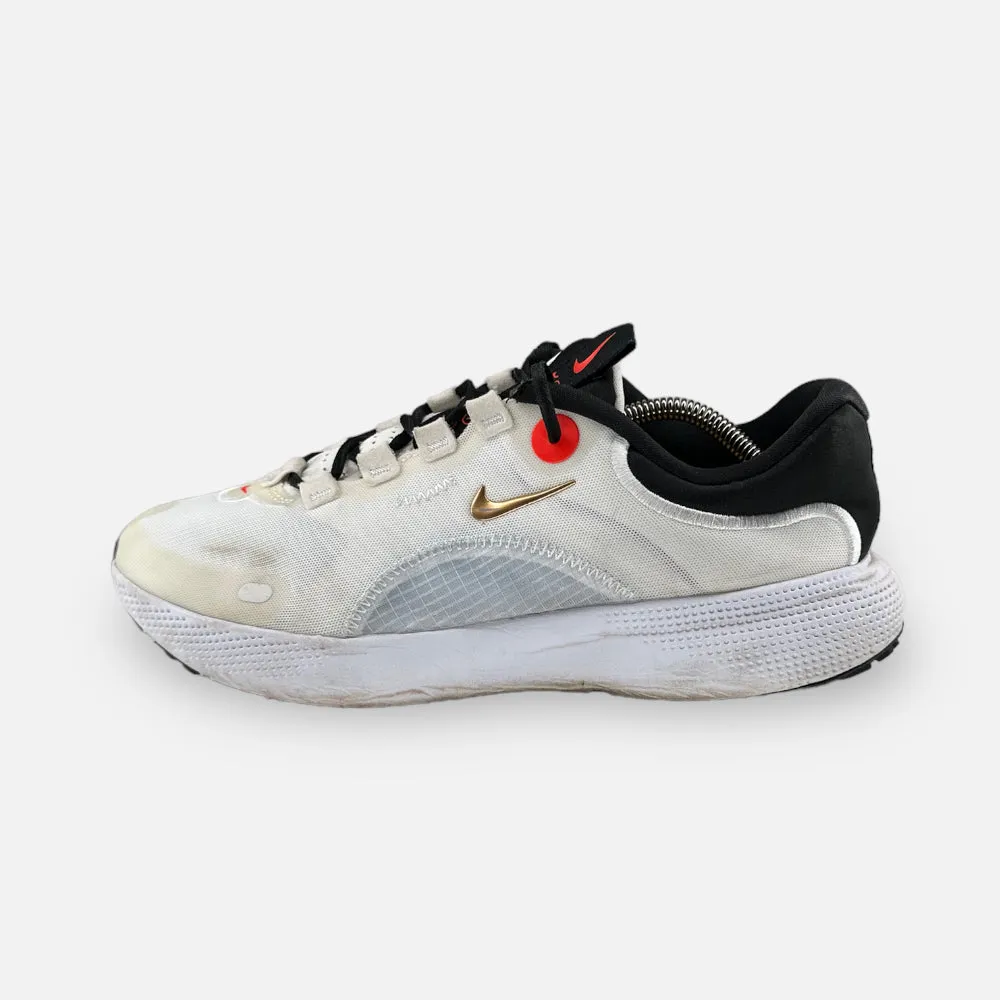 NIKE REACT ESCAPE RUN 